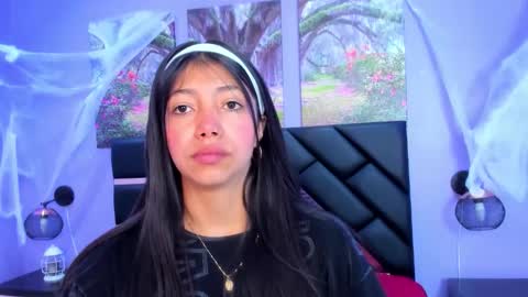 Kimberly Villalobos online show from 11/07/25, 11:43