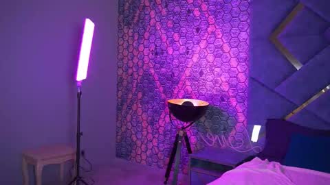 Kim online show from 03/24/26, 02:11