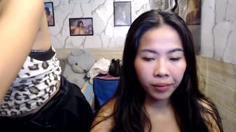 kimchuueee online show from 07/21/26, 12:07
