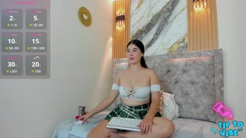 Snapshot of kimdavies chatting on 07/28/26, 07:37 KAREN online show from 07/28/26, 07:37