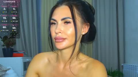 KIm online show from 07/06/26, 05:37