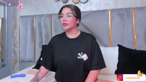  KIM  online show from 03/05/25, 02:36
