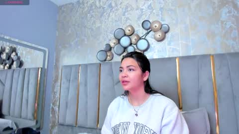  KIM  online show from 12/21/25, 03:35