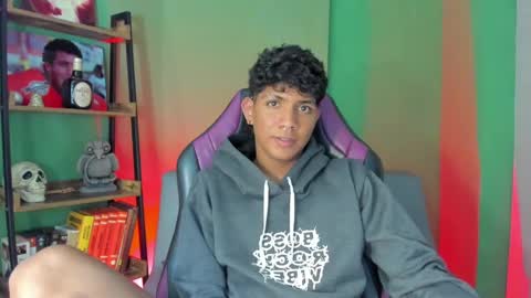 ISAAC online show from 01/06/25, 02:26