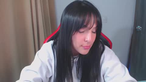 Snapshot of kimflexible_ chatting on 01/26/25, 12:37 Kim 3 online show from 01/26/25, 12:37