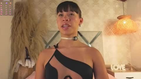 kimhilton online show from 11/04/25, 03:38