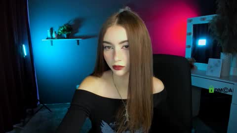 Snapshot of kimi_glow chatting on 09/25/25, 12:53 kimi_glow online show from 09/25/25, 12:53