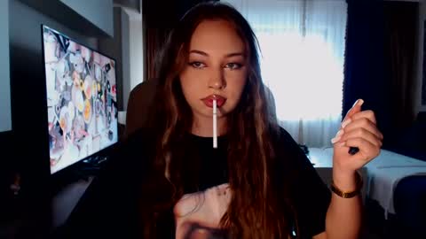 Kim Lee  online show from 01/12/25, 11:39