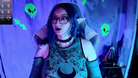   online show from 11/17/25, 01:50