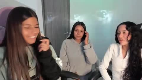 kimmi online show from 12/19/25, 09:33