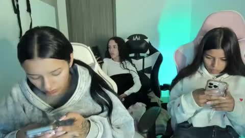 kimmi online show from 02/24/26, 11:25