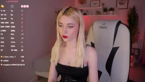  Your Kimmie  follow me  online show from 03/06/25, 05:00