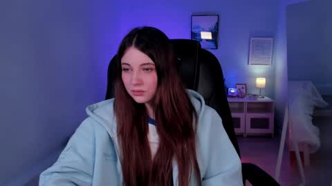  Your Kimmie  follow me  online show from 04/12/26, 09:36