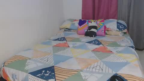 Snapshot of kimmy94192 chatting on 01/23/25, 01:13 kimmy94192 online show from 01/23/25, 01:13