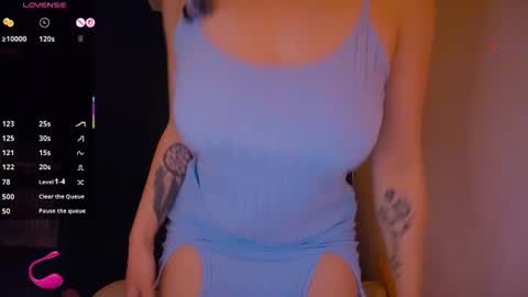 Snapshot of kimmy_chi chatting on 07/09/26, 05:28 Lo online show from 07/09/26, 05:28