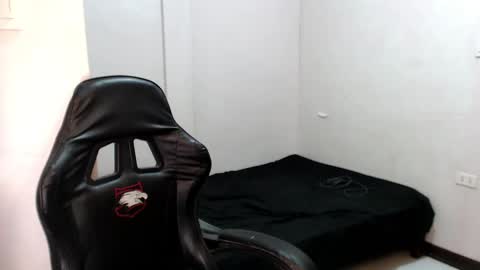 Snapshot of kimmy_fuckinggreat chatting on 12/07/24, 05:15 kim ejara online show from 12/07/24, 05:15