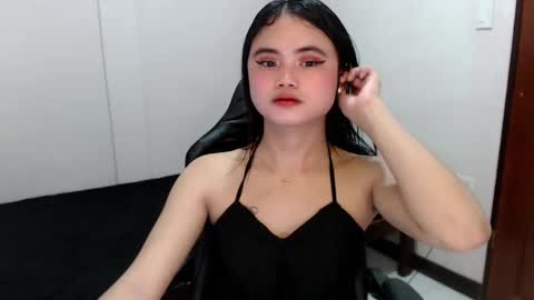 Snapshot of kimmy_fuckinggreat chatting on 03/02/25, 04:50 kim ejara online show from 03/02/25, 04:50