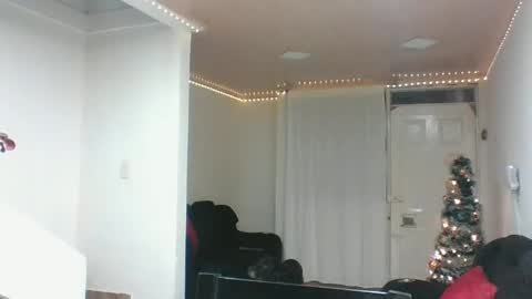 Snapshot of kimmy_kimmy_ chatting on 12/13/24, 12:09 Kimmy online show from 12/13/24, 12:09