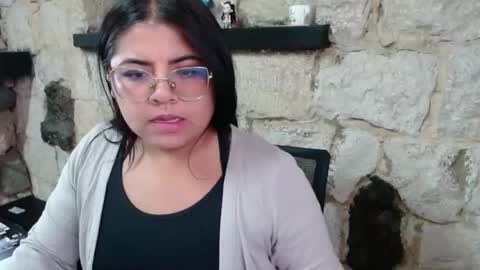 Snapshot of kimmy_kimmy_ chatting on 01/13/25, 09:31 Kimmy online show from 01/13/25, 09:31