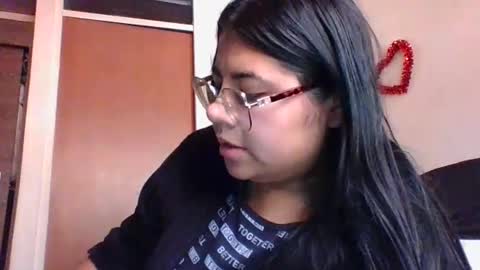 Snapshot of kimmy_kimmy_ chatting on 01/24/25, 09:15 Kimmy online show from 01/24/25, 09:15