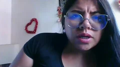 Snapshot of kimmy_kimmy_ chatting on 02/23/25, 08:22 Kimmy online show from 02/23/25, 08:22