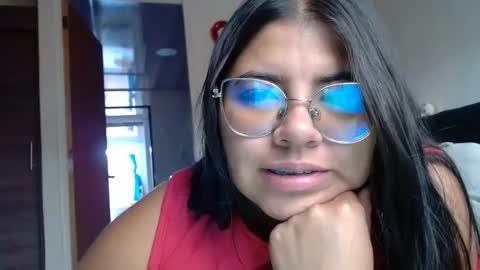 Snapshot of kimmy_kimmy_ chatting on 09/08/25, 08:30 Kimmy online show from 09/08/25, 08:30