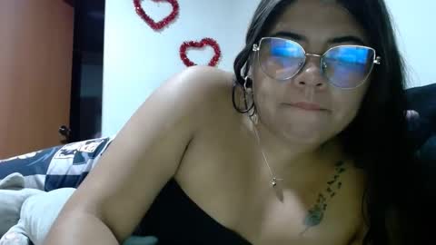 Snapshot of kimmy_kimmy_ chatting on 09/23/25, 03:20 Kimmy online show from 09/23/25, 03:20