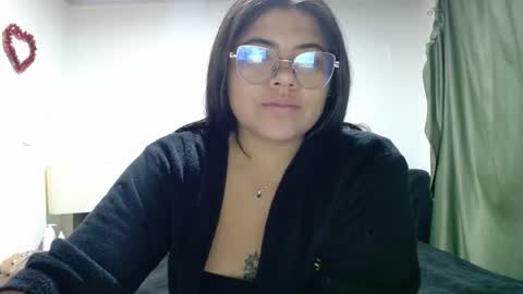 Snapshot of kimmy_kimmy_ chatting on 10/04/25, 03:37 Kimmy online show from 10/04/25, 03:37