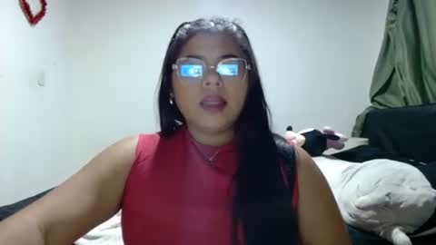 Snapshot of kimmy_kimmy_ chatting on 10/25/25, 12:07 Kimmy online show from 10/25/25, 12:07