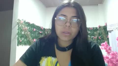 Snapshot of kimmy_kimmy_ chatting on 12/03/25, 02:19 Kimmy online show from 12/03/25, 02:19