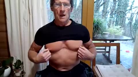 Snapshot of kimonoblues chatting on 01/24/25, 02:08 kimonoblues online show from 01/24/25, 02:08