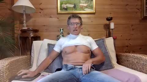 Snapshot of kimonoblues chatting on 11/24/25, 09:31 kimonoblues online show from 11/24/25, 09:31