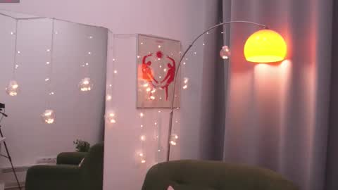 online on Wednesday online show from 02/05/26, 07:24