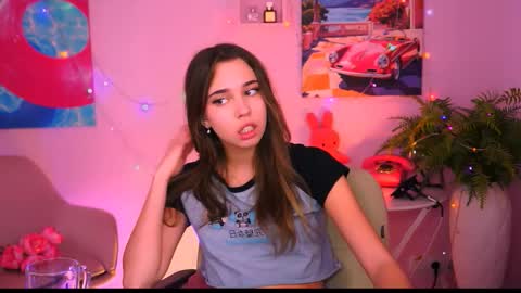 Snapshot of kimporins chatting on 01/07/26, 10:29 kimporins online show from 01/07/26, 10:29