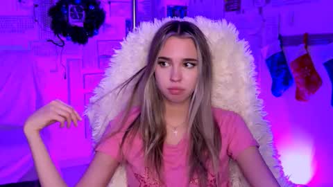 Snapshot of kimporins chatting on 01/17/26, 05:49 kimporins online show from 01/17/26, 05:49