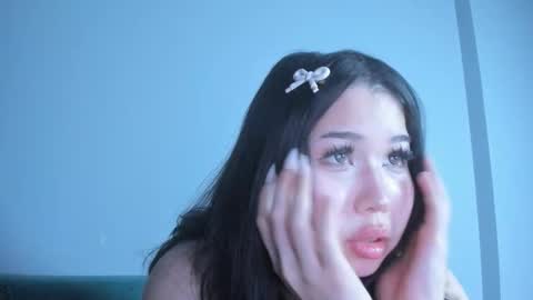 Kimi online show from 02/21/26, 04:08