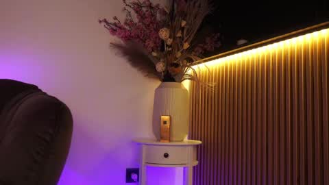 Andreea online show from 04/17/26, 08:56