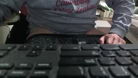 Snapshot of kinchan069 chatting on 01/17/25, 02:28 kinchan069 online show from 01/17/25, 02:28