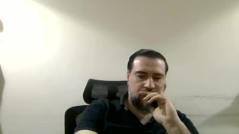 Snapshot of kind_man_bisho chatting on 06/27/26, 02:44 Bisho online show from 06/27/26, 02:44