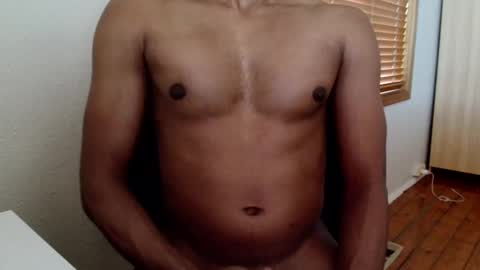 Snapshot of kinda_horny_right_now chatting on 10/16/25, 04:57 Isaac online show from 10/16/25, 04:57