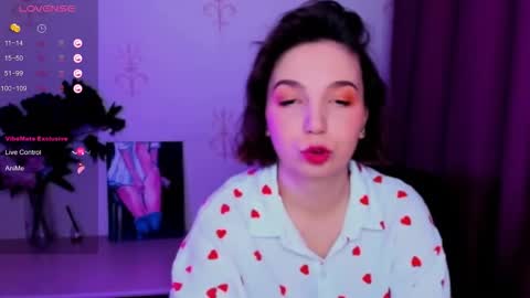 Hazel online show from 10/18/25, 08:15