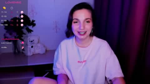 Hazel online show from 11/19/25, 10:32