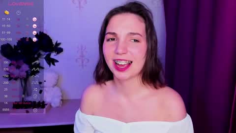 Hazel online show from 02/20/26, 06:48