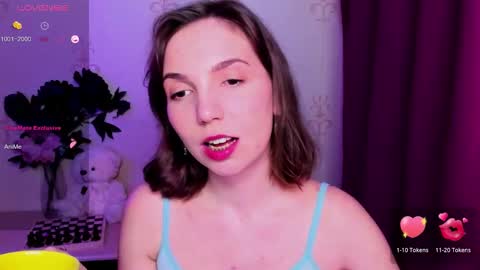 Hazel online show from 03/29/26, 06:08