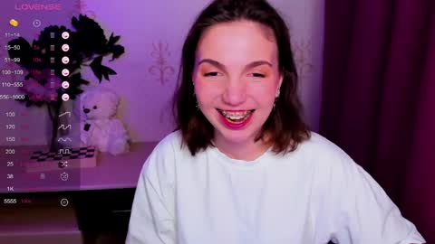 Hazel online show from 04/08/26, 11:27