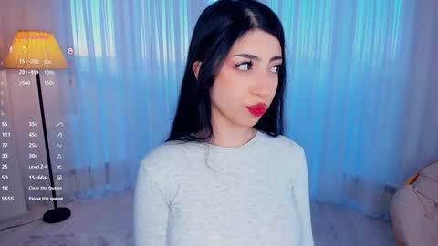 Snapshot of kindraevert chatting on 12/20/25, 04:41 Megan online show from 12/20/25, 04:41