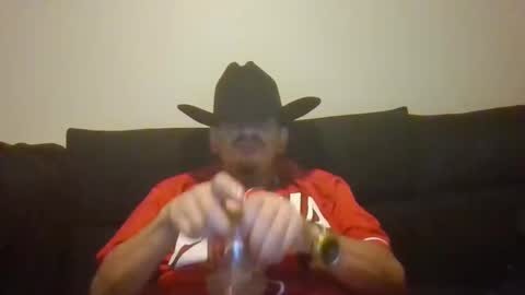 Snapshot of king761987 chatting on 09/15/25, 01:00 king761987 online show from 09/15/25, 01:00