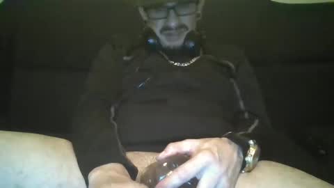 Snapshot of king761987 chatting on 09/20/25, 04:24 king761987 online show from 09/20/25, 04:24