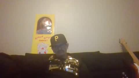 Snapshot of king761987 chatting on 10/20/25, 01:17 king761987 online show from 10/20/25, 01:17