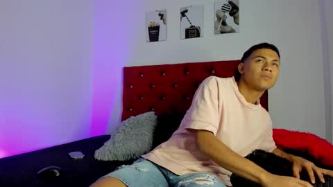 king_ares1 online show from 01/12/26, 06:24